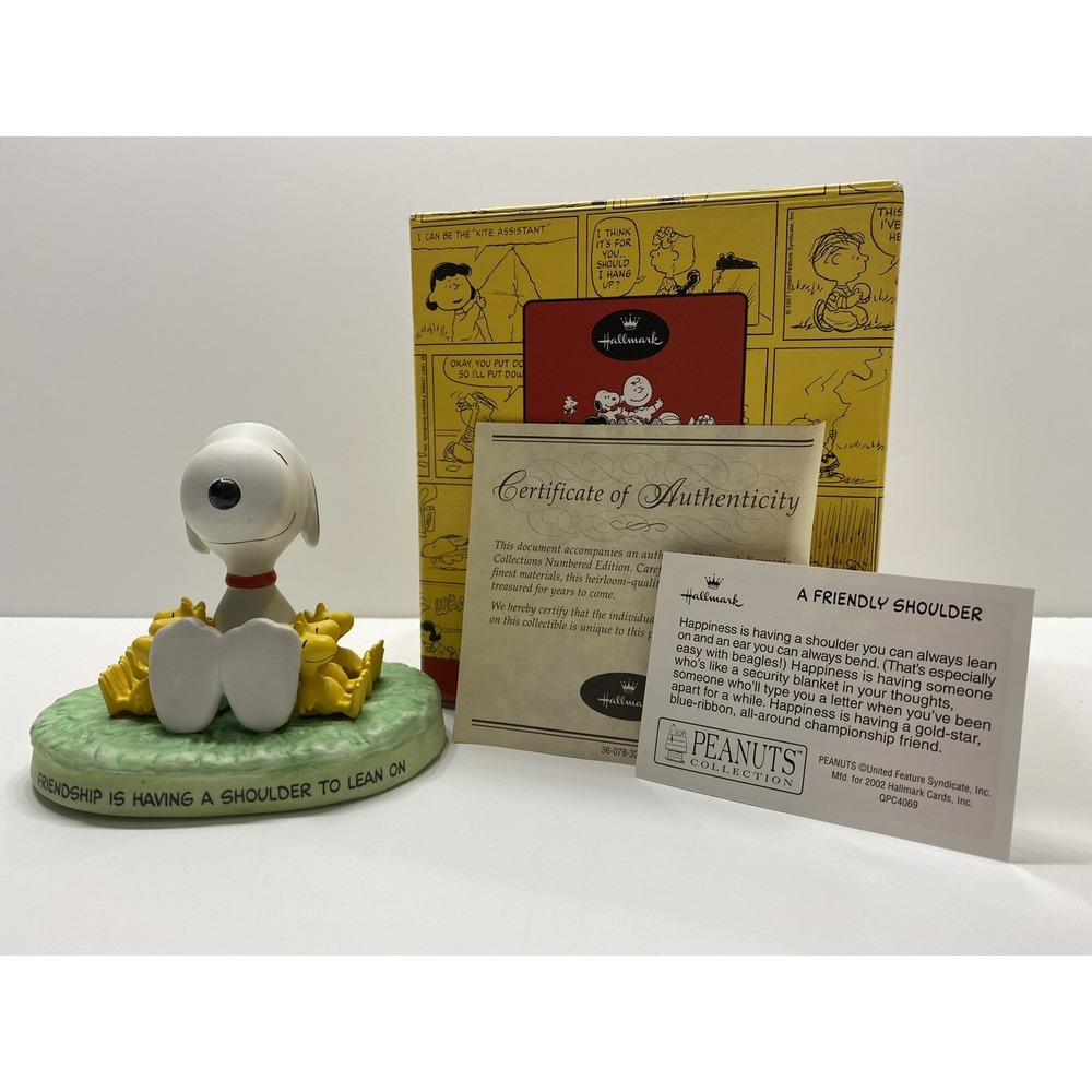 Hallmark Peanuts Gallery A Friendly Shoulder Snoopy Woodstock Figurine QPC4069